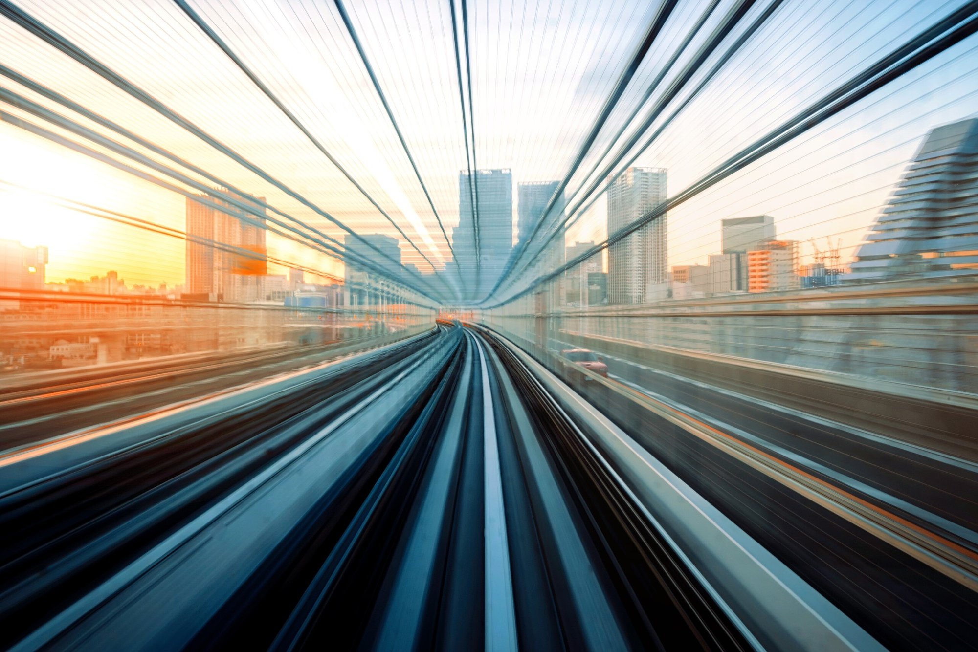 Header_IGNITE Innovation image city skyline street speed tunnel 20240613 GLO EN
